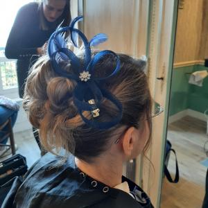 Chignon avec boucle 